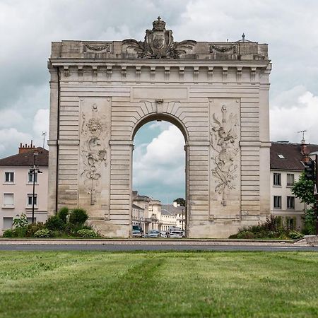 Le Petit Leon Apartment Chalons-en-Champagne Exterior photo